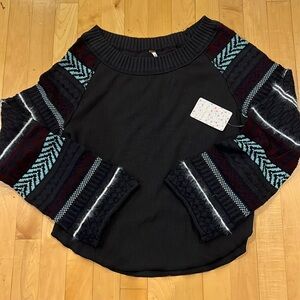Free People fitted top with knit sleeves Sz L NWT